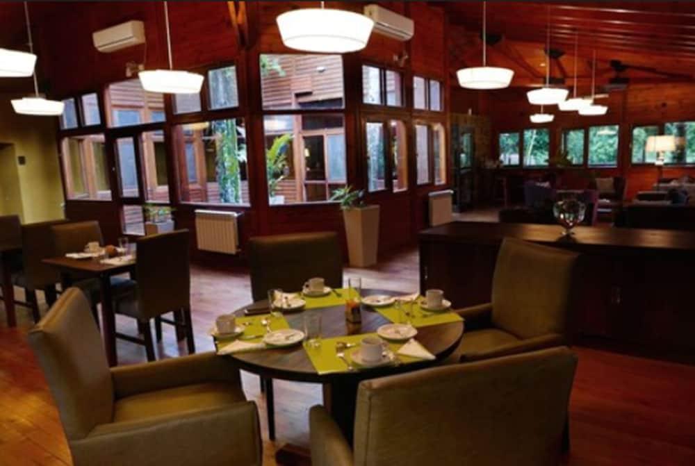 Selva De Laurel Hotel Puerto Iguazú Exterior foto